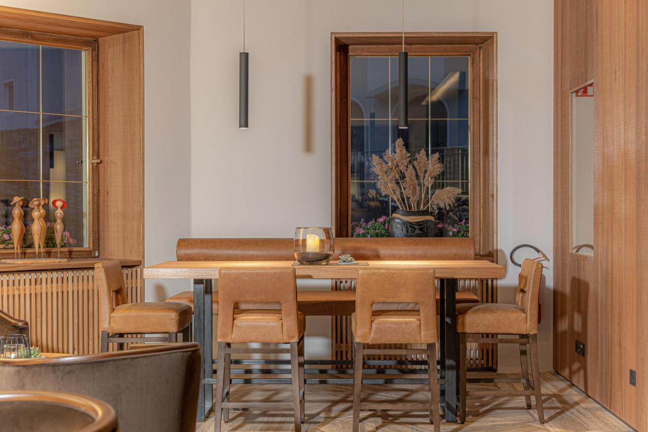 Family Hotel Posta Santa Cristina Val Gardena 外观 照片