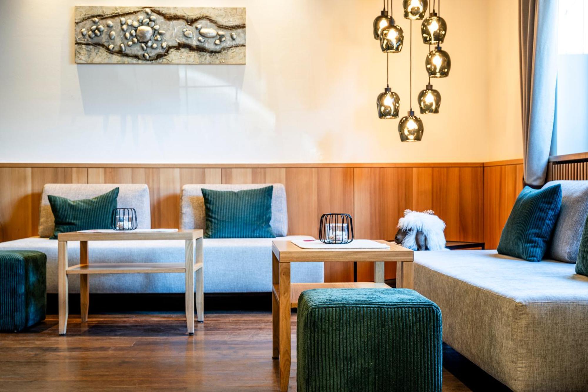 Family Hotel Posta Santa Cristina Val Gardena 外观 照片